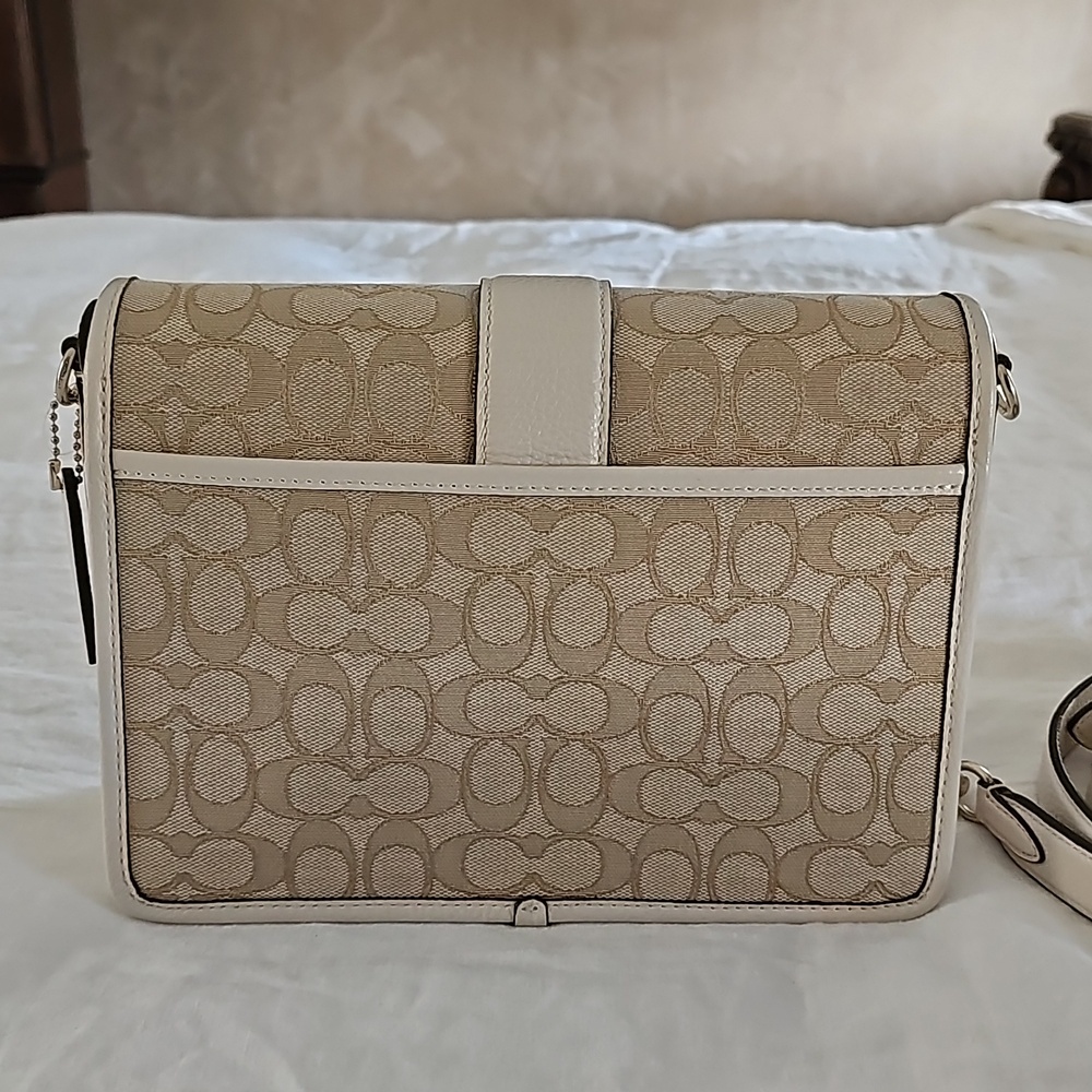 SOLD! Coach Dempsey crossbody bag sign jacquard canvas and chalk white leather - Picture 6 of 12